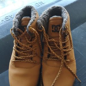 Size 4 DC boots